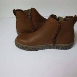 Lands End Girls Zip Sneaker Boots Brown 